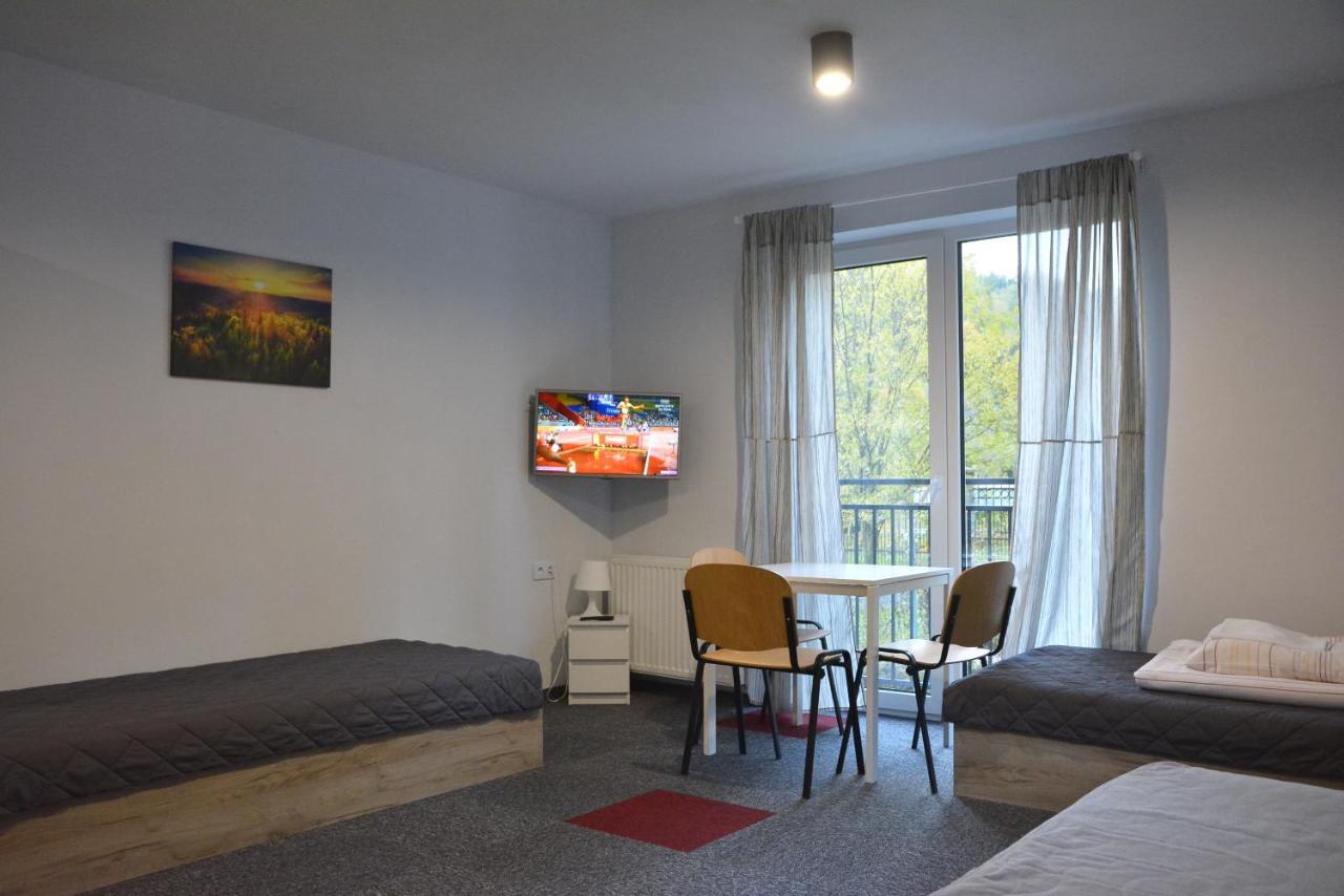 Dom Goscinny Skarpa Krynica-Zdrój Exteriér fotografie