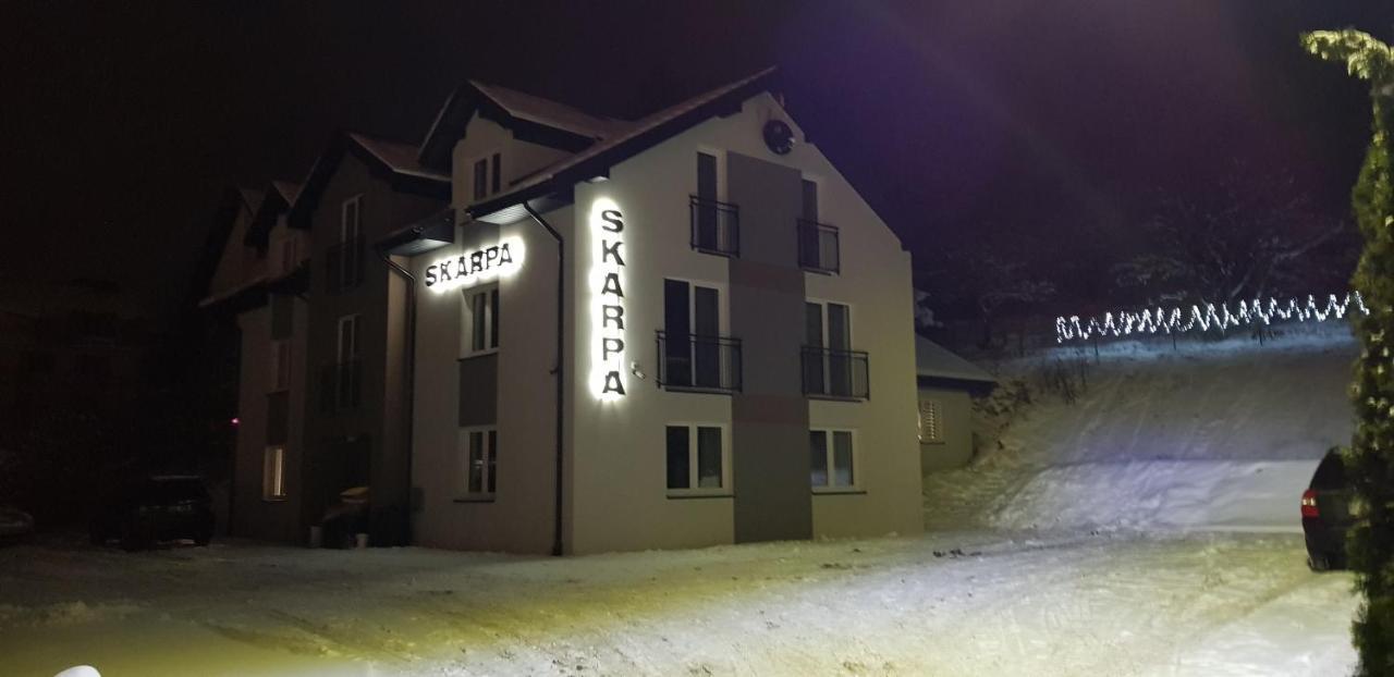 Dom Goscinny Skarpa Krynica-Zdrój Exteriér fotografie